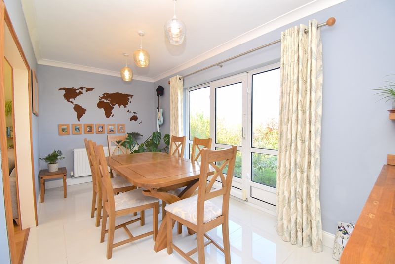Kitchen/Dining Room- click for photo gallery